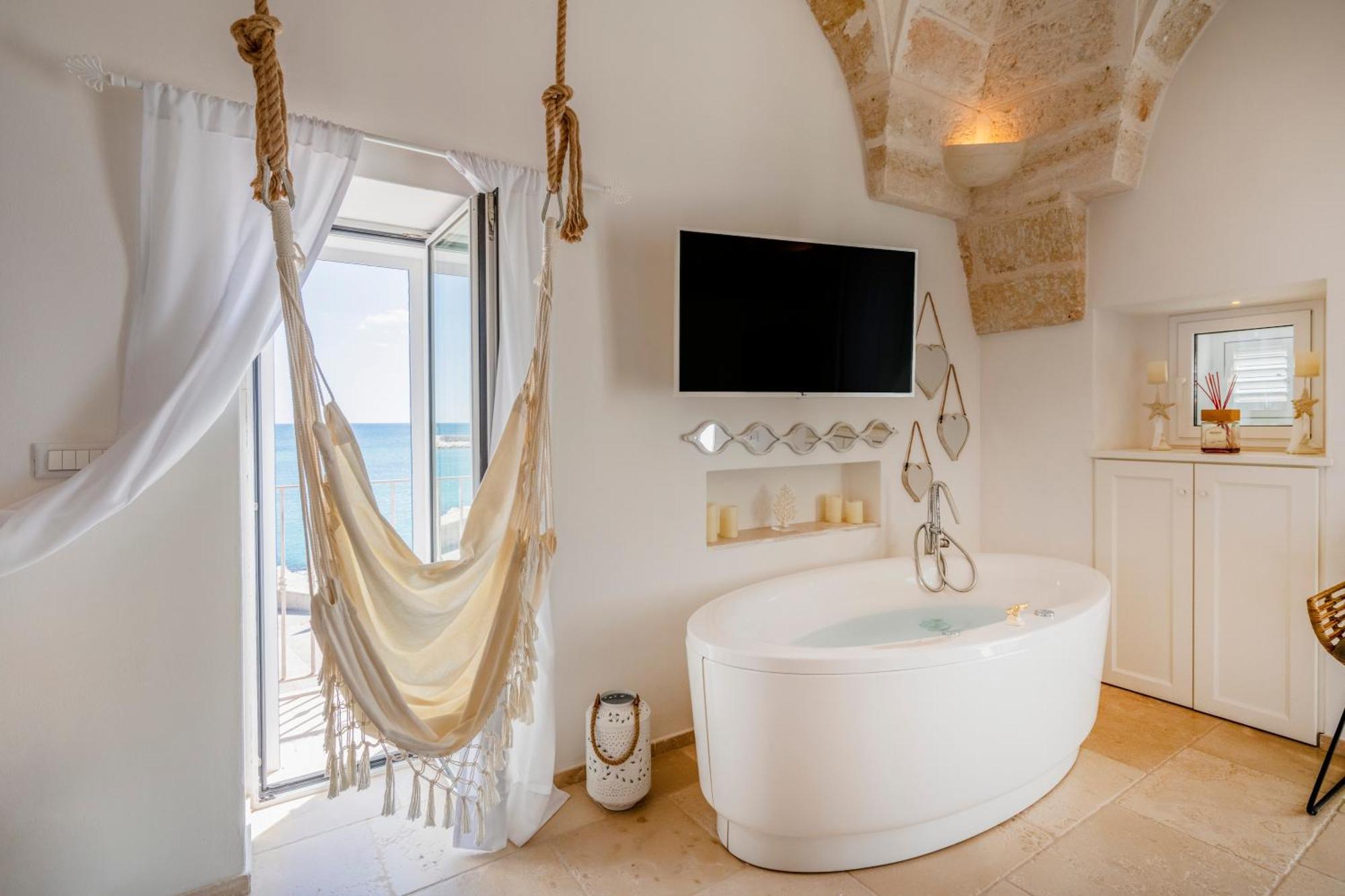 Apulia Charming Suites - Casa Rossa Suite Perla E Suite Corallo Savelletri Εξωτερικό φωτογραφία