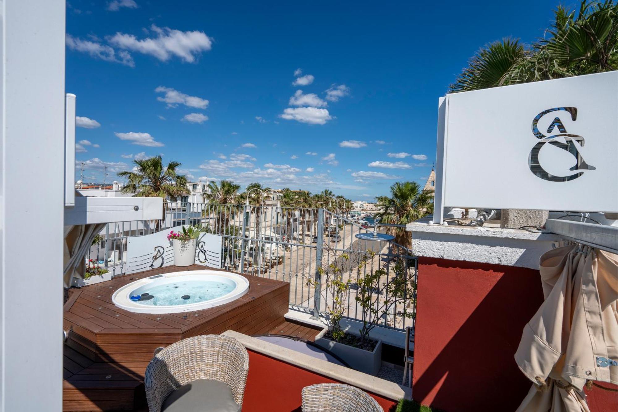 Apulia Charming Suites - Casa Rossa Suite Perla E Suite Corallo Savelletri Εξωτερικό φωτογραφία
